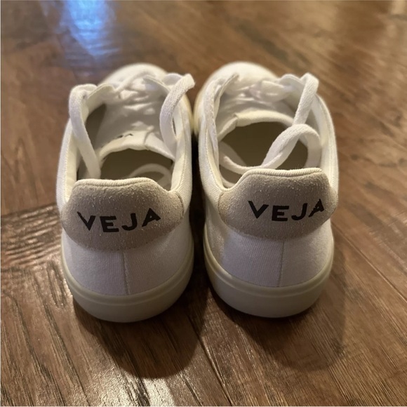 NIB Veja campo canvas sneaker size 9/40 - Picture 5 of 5